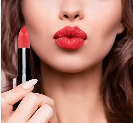 Lareen - Vivid Matte Lipstick ShifBy